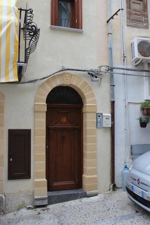 Ferienwohnung Domus Cephaledium Cefalù Exterior foto